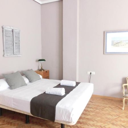 Total Valencia Bisbe Apartment Exterior photo